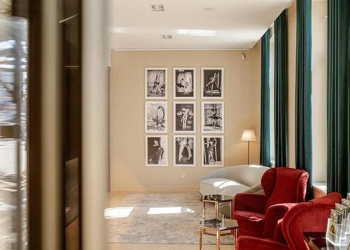 Opera Hotel